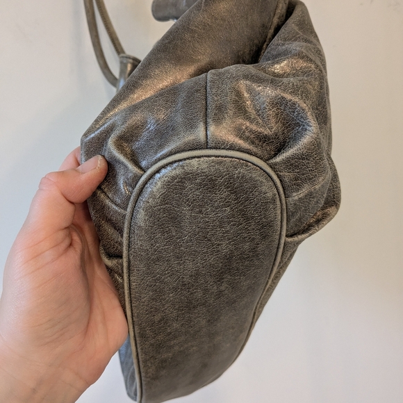 Michael Michael Kors Gold Ring Tote Shoulder Bag - Picture 9 of 11